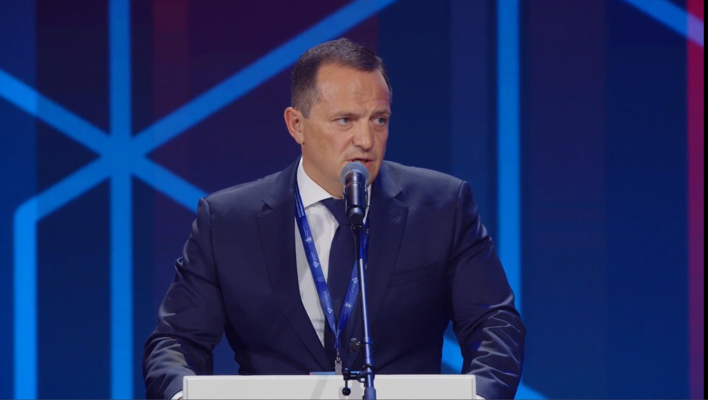 На Всероссийском форуме развития ЖКХ обсудили модернизацию отрасли и повышение качества жизни граждан