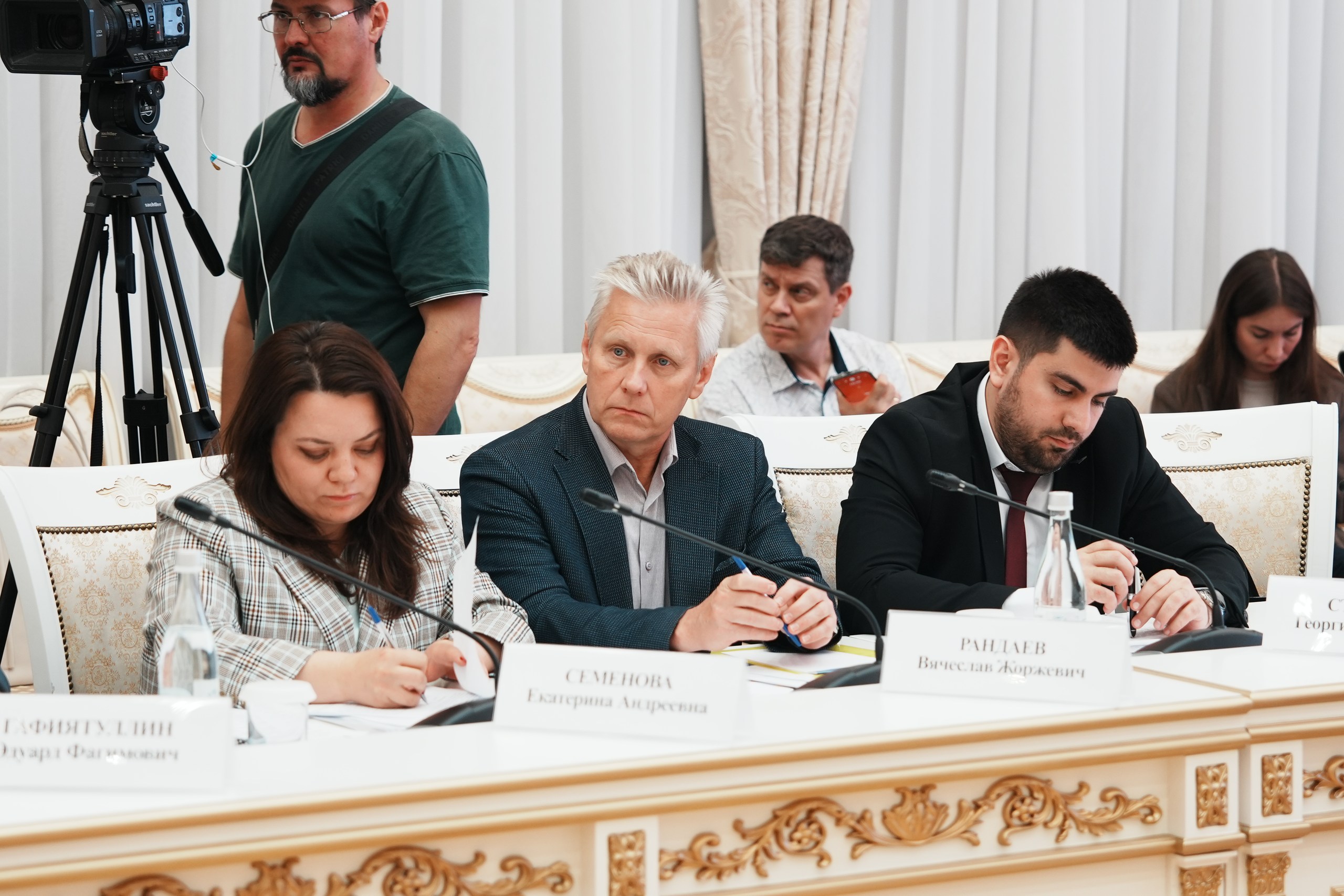 Выездное заседание Комитета Госдумы по строительству и ЖКХ: в Самаре обсудили приоритетные направления совершенствования законодательства в сферах ЖКХ и комплексного развития территорий