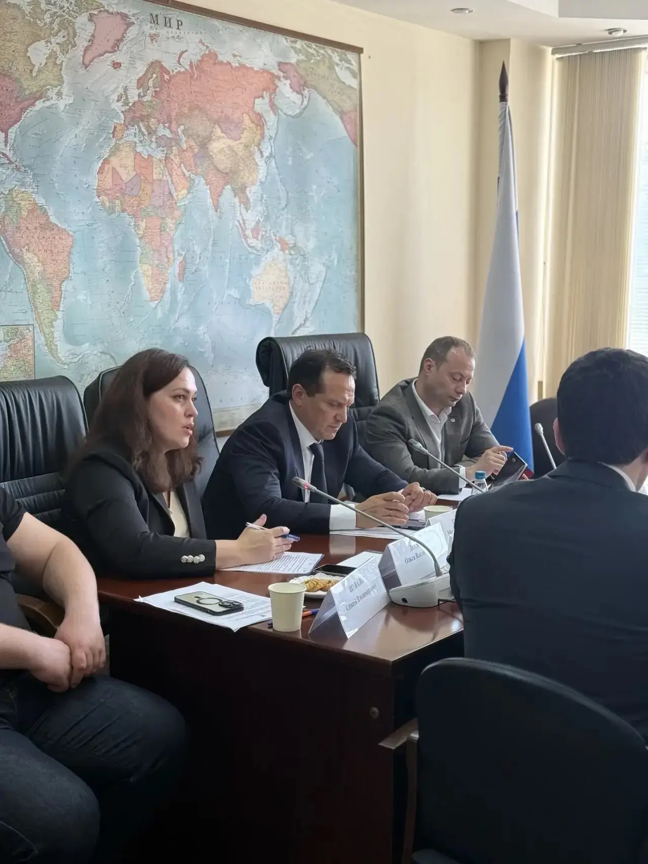 В Госдуме обсудили будущее отрасли управления многоквартирными домами: от экономики до цифровизации